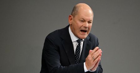 Olaf Scholz "stracił okazję". Sikorski mówi o reparacjach dla Polski
