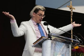 Prawicowy skandalista deportowany z USA. Wpadł na lotnisku