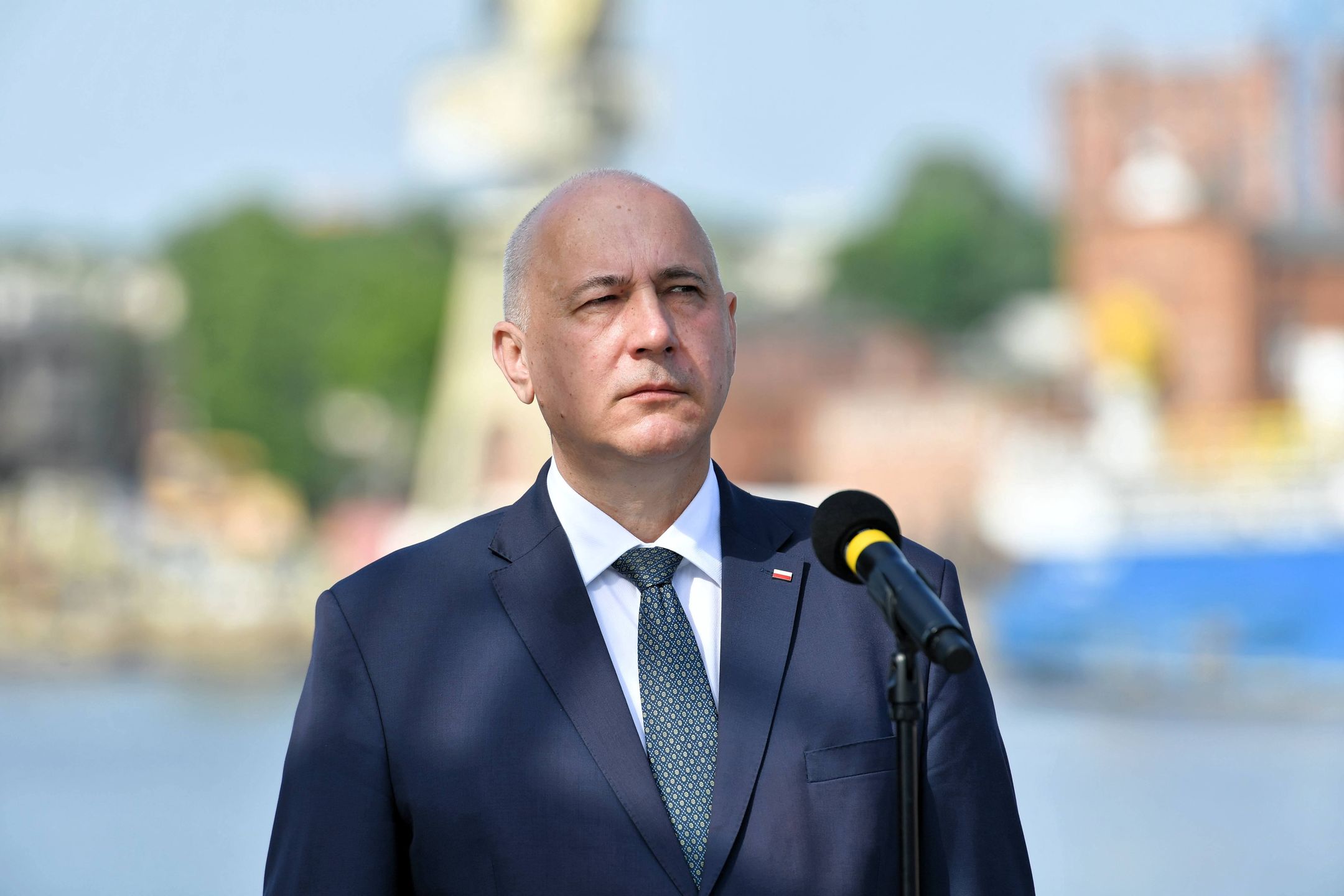 Wyciekł mail do Joachima Brudzińskiego. "Sprawy wydają się ważne" 