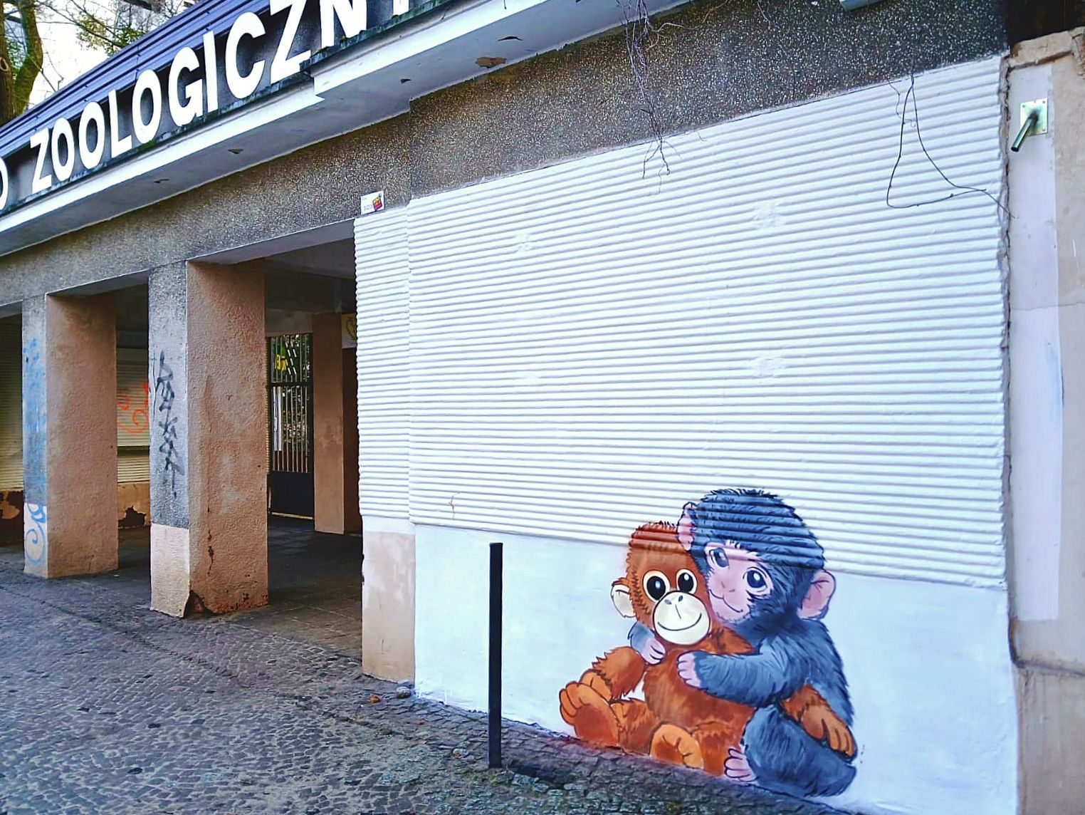 Rysunek Puncha na murach ZOO