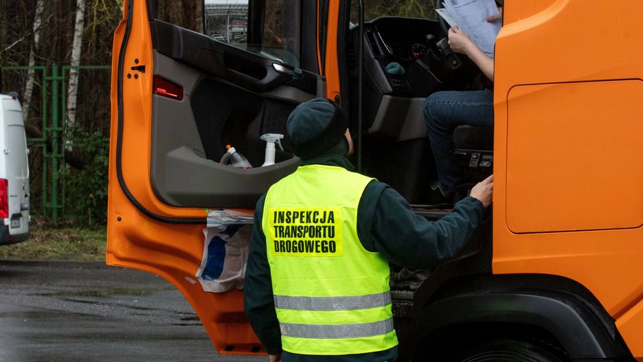 East News archiwum
Fot. NewsLubuski/East News, Swiecko - autostrada A2, 12.02.2024. Inspekcja Transportu Drogowego w trakcie kontroli na bylym polsko-niemieckim przejsciu granicznym w Swiecku.
NewsLubuski