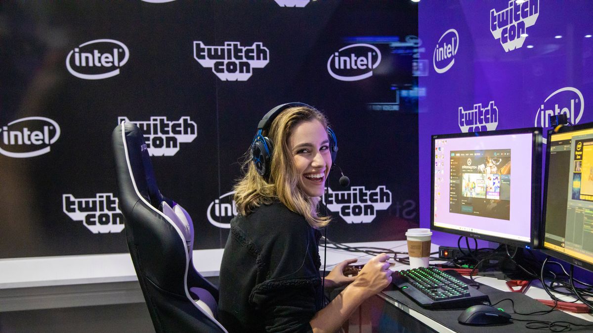 Przez koronawirusa ludzie jeszcze chętniej oglądają transmisje z gier na Twitchu, fot. Martin Garcia/ESPAT Media/Getty Images