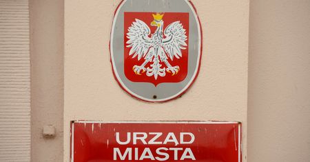 Urzędy nie są zainteresowane rządowym programem. Oto powody