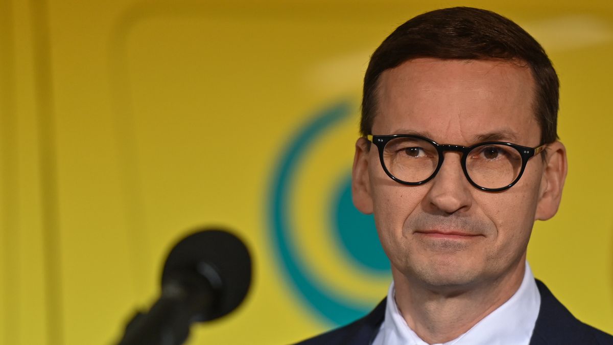 Polish Prime Minister Mateusz Morawiecki speaks to the media during a press conference inside the New Hospital in Olkusz.
With money from the COVID-19 Countermeasures Fund, the hospital in Olkusz received a new type C ambulance with equipment and the elevator inside the hospital was replaced.
On Saturday, June 04, 2022, in Olkusz, Lesser Poland Voivodeship, Poland. (Photo by Artur Widak/NurPhoto via Getty Images)