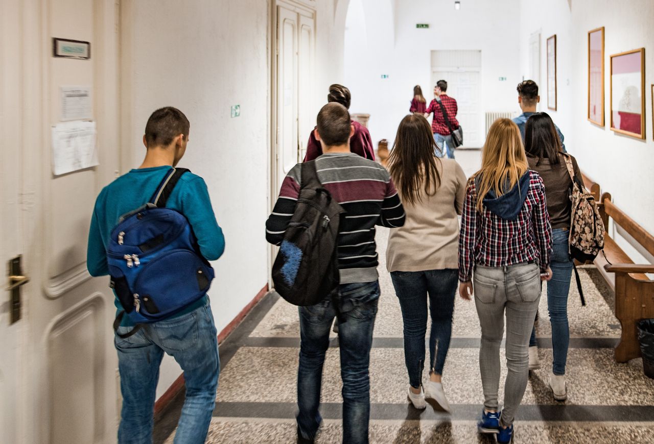 We wrześniu w szkołach średnich zrobi się naprawdę tłoczno. Nie dla wszystkich wystarczy miejsc