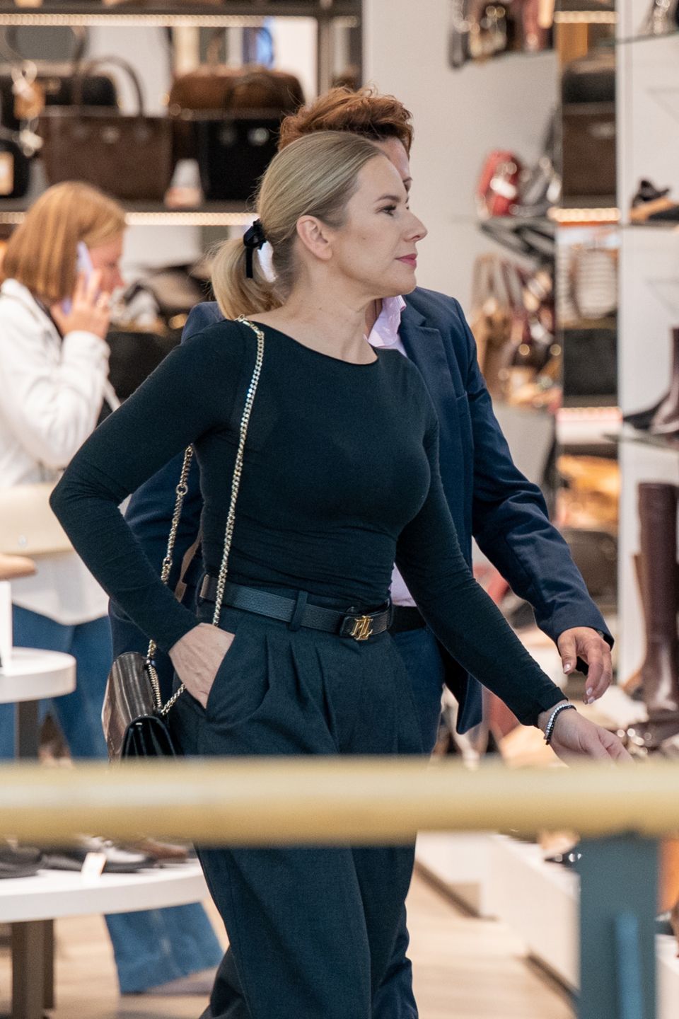 Marta Nawrocka wybrała się do galerii handlowej