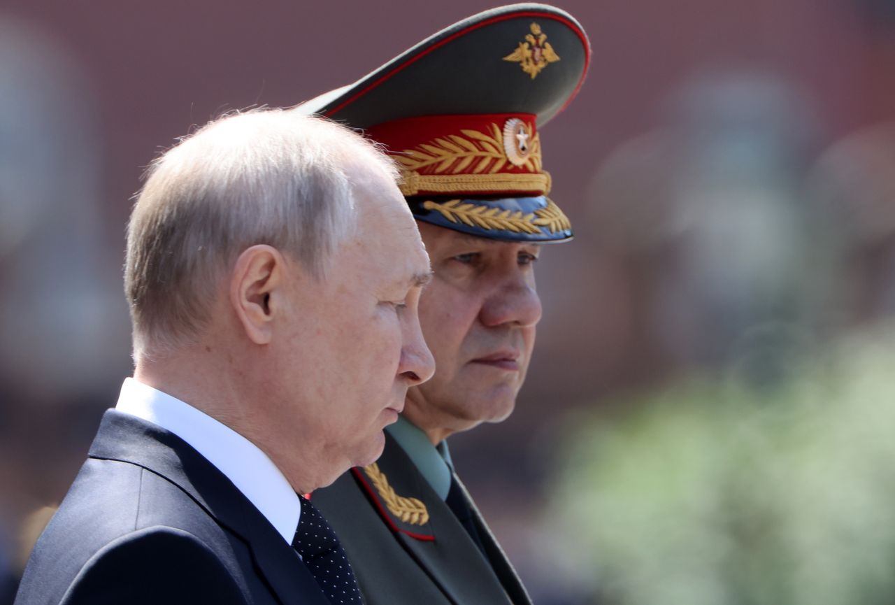 Vladimir Putin and Sergei Shoigu