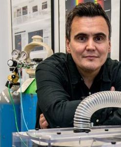 Koronawirus. Wrocław. Profesor Drąg z politechniki w drodze do zablokowania wirusa