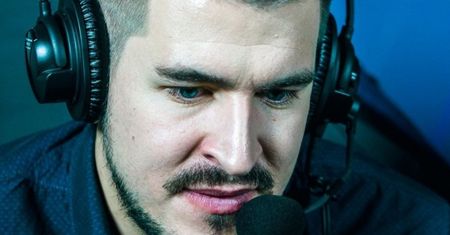 Jak zarobić na e-sporcie nie będąc graczem?