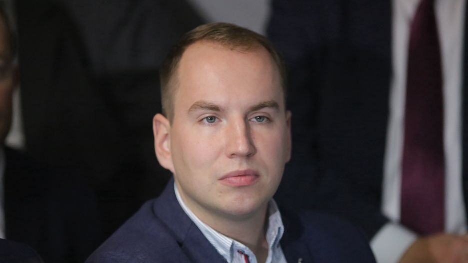 Adam Andruszkiewicz, wiceminister cyfryzacji, podzielił się szczegółami swojego życia w czasach pandemii z tabloidem