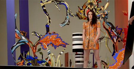 Kristen Stewart na planie reklamy perfum