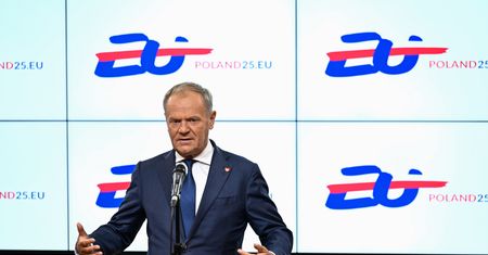 Tusk o protestach wyborczych. "Mało prawdopodobne, aby skala nieprawidłowości wypaczyła wynik"