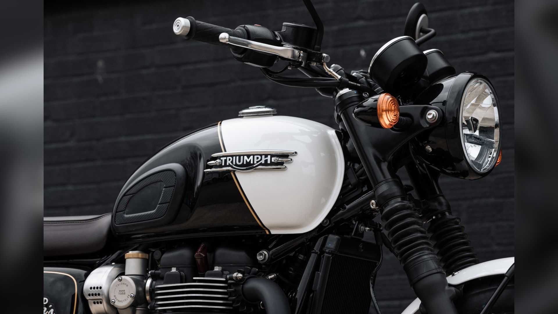 Triumph Bonneville T120 Black DGR