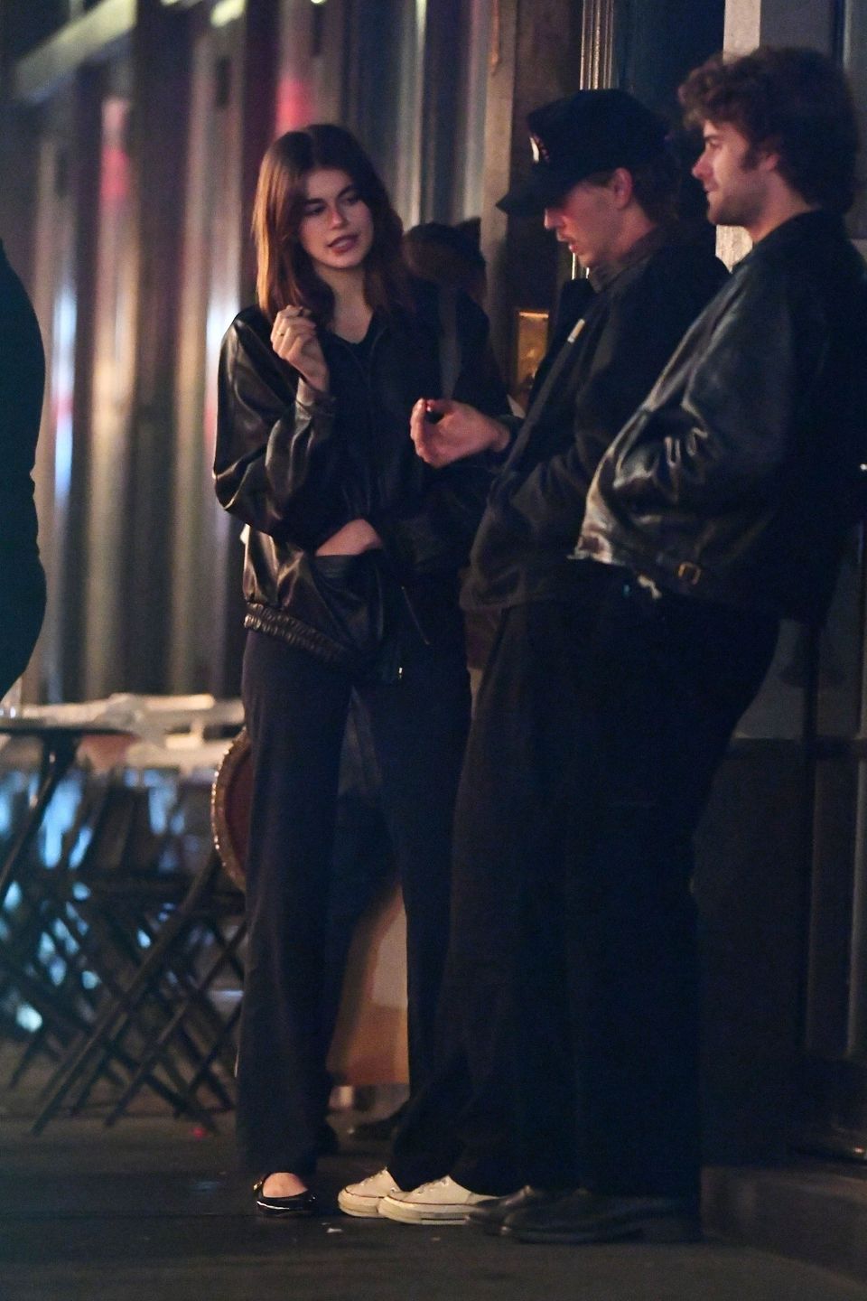 Austin Butler i Kaia Gerber "przyłapani" przed restauracją