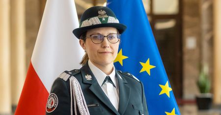 Generał ministrem finansów. "Jej pozycja będzie uzależniona od premiera"