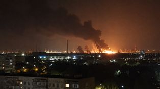Setki dronów nad Rosją. Ukraina przeprowadziła zmasowany nocny atak, celem miała być m.in. rafineria