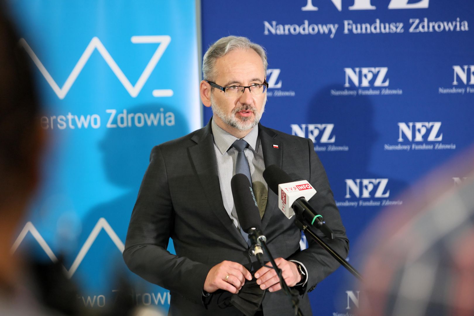 Płatne szczepienia na COVID? Niedzielski: Warto zaszczepić się teraz