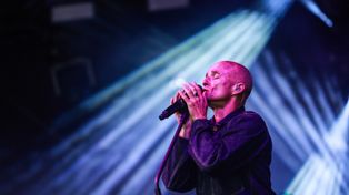 Jelenia Góra: Na Festiwalu Światła sceneria zatopionych świątyń i raf