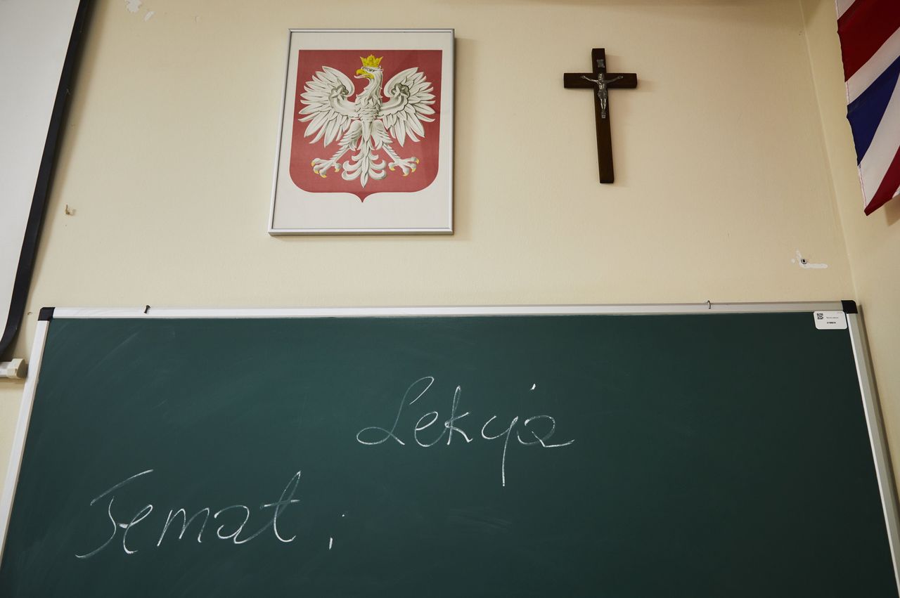 Ile zarabia katecheta w szkole? Zdziwicie się