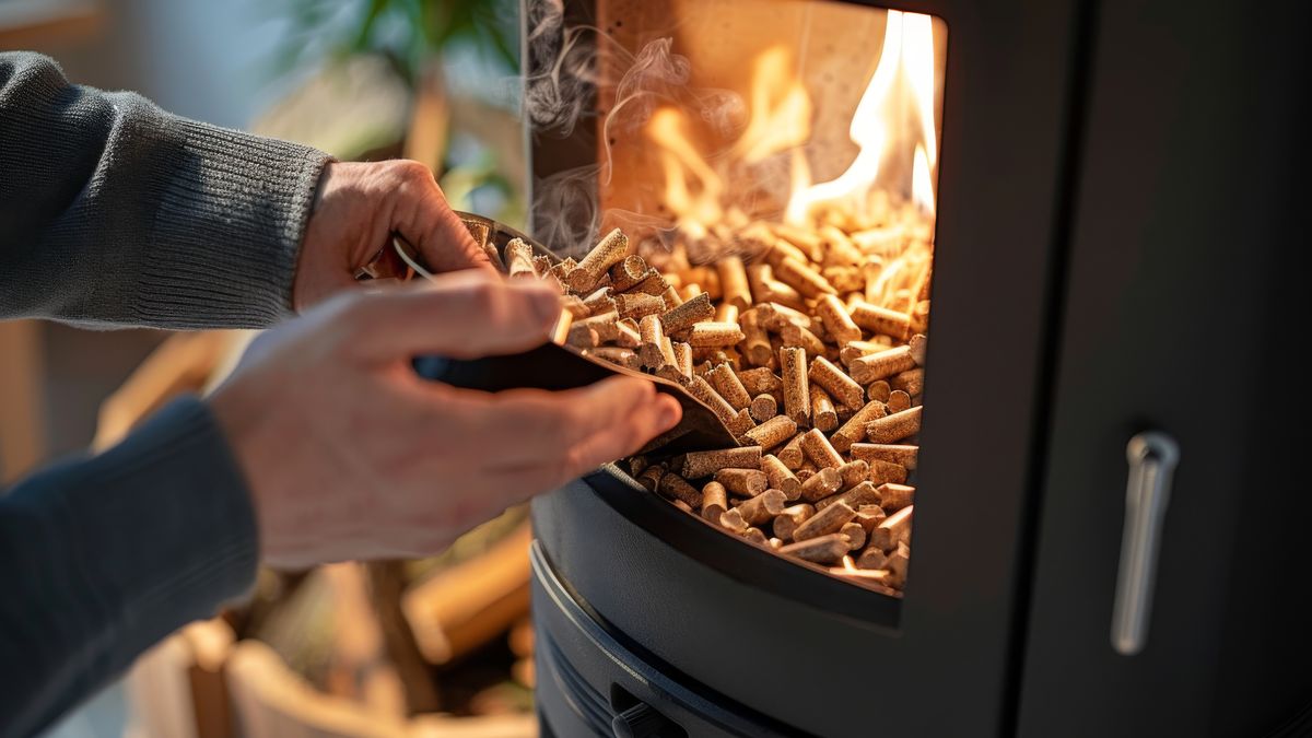 NFOŚiGW: Kominki zostają w programie "Czyste Powietrze"