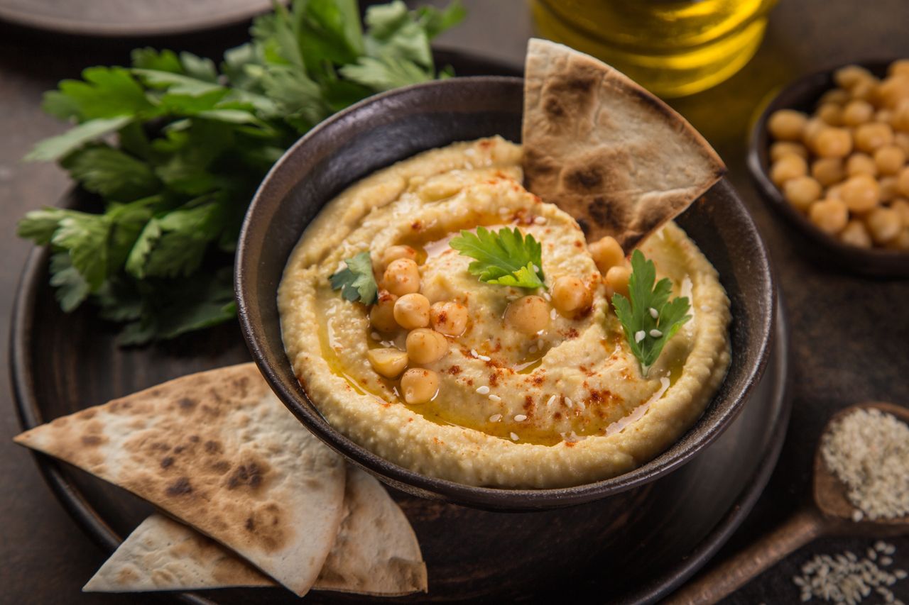 Pasta z ciecierzycy. Prosty przepis na domowy hummus