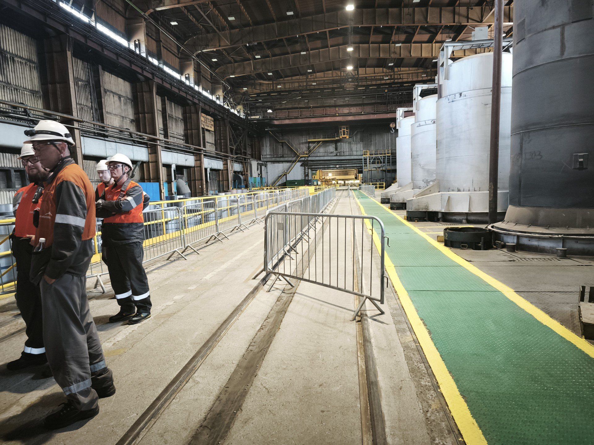 Wysokie ceny energii i surowców, napięcia geopolityczne, stagnacja w Niemczech, brak klientów, spadki marż – to dziś codzienność wielu firm przetwarzających metale.