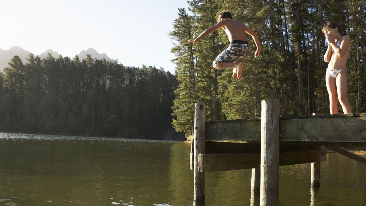 Pobyt nad jeziorem łączy się z wieloma niebezpieczeństwami