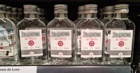Akcyza na alkohol. Wiceminister finansów pokazał podwyżkę na przykładzie wódki