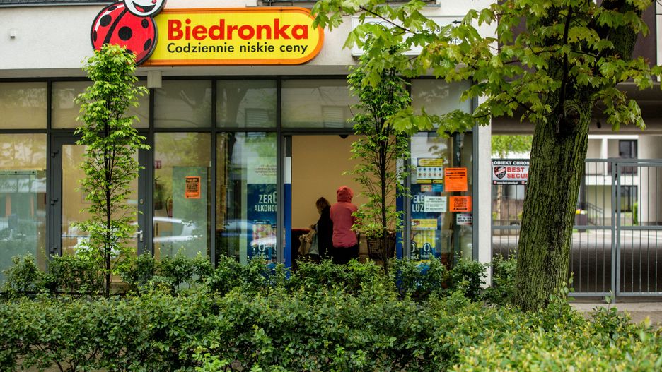 Biedronka sprawi, że zakaz handlu znów trzeba będzie łatać? Współtwórca ustawy zabiera głos 
