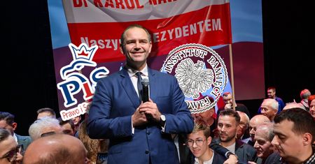 To dzieje się w IPN-ie. Historyk opowiedział wszystko
