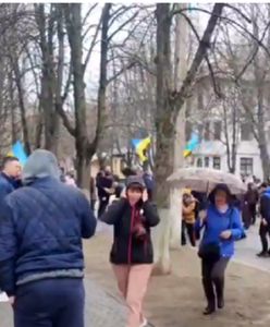 Protesty w okupowanych częściach Ukrainy. W Kachowce słychać było strzały