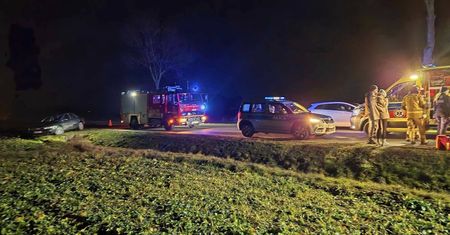 Potrącenie starszego mężczyzny w Staroźrebach - 67-latek szedł środkiem jezdni!