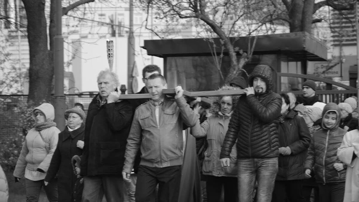 Procesja drogi krzyżowej w Wielki Piątek