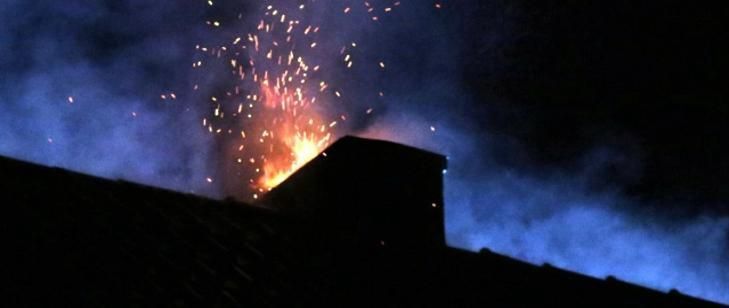 Bielsko-Biała. Płoną kominy, straż pożarna apeluje o ostrożność
