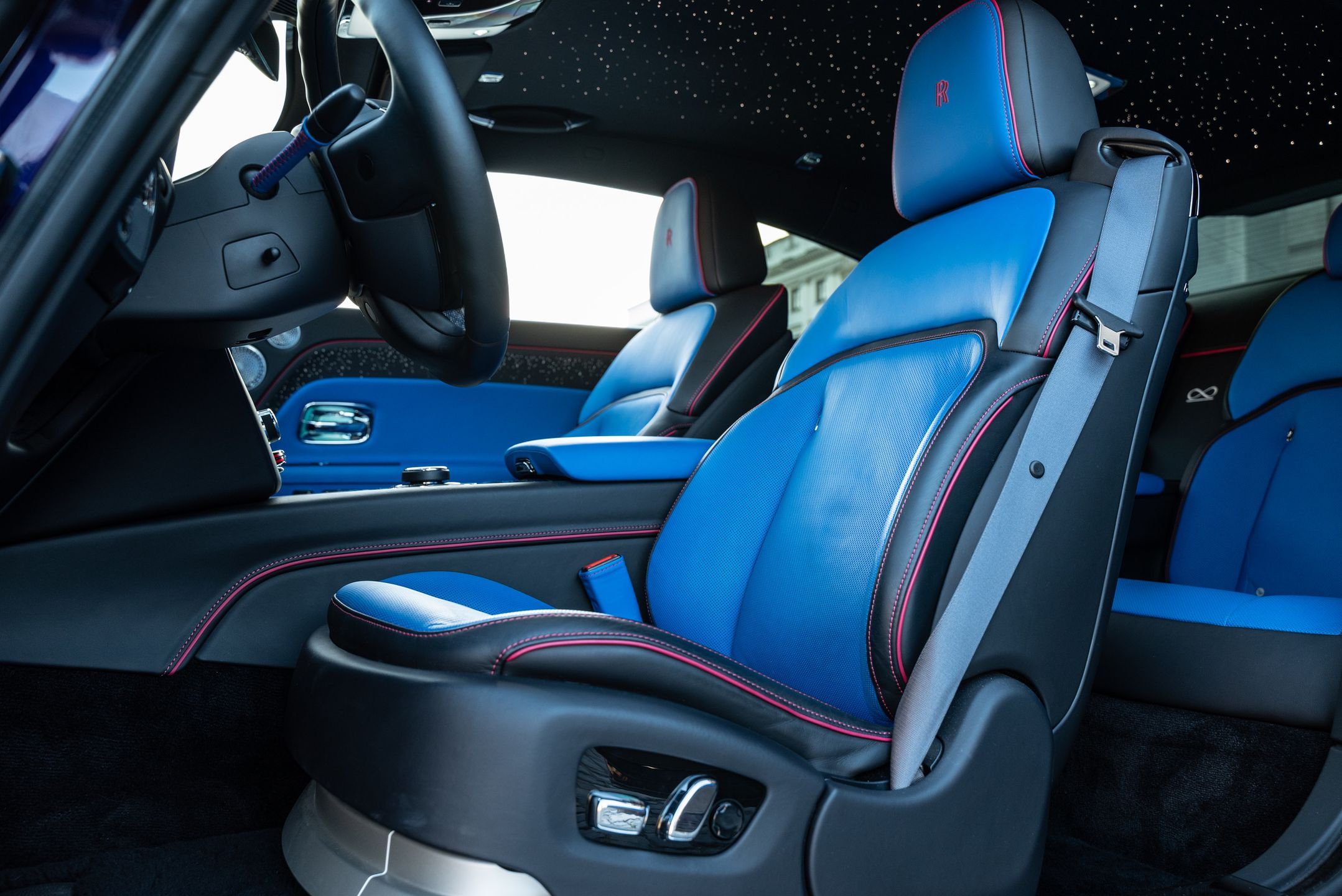 Rolls-Royce Spectre Black Badge