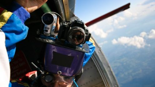 Canon spadł z 1000 m i przeżył 1