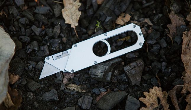 Maker Knife – mały nóż EDC z wysuwanym ostrzem