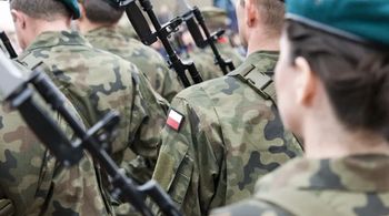 245 tysięcy osób. Wielu Polaków dostanie wezwanie. Podano datę