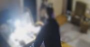 Gdańsk: Podstępem weszła do mieszkania staruszki. Złodziejka w akcji nagrana przez ukrytą kamerę.