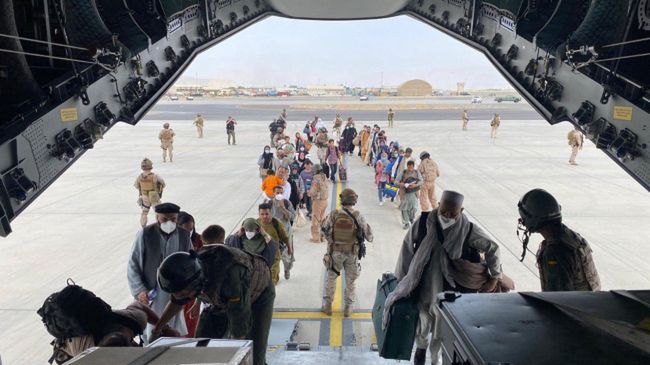 Afganistan. Talibowie ostrzelali demonstrację. Są ofiary [RELACJA NA ŻYWO] 