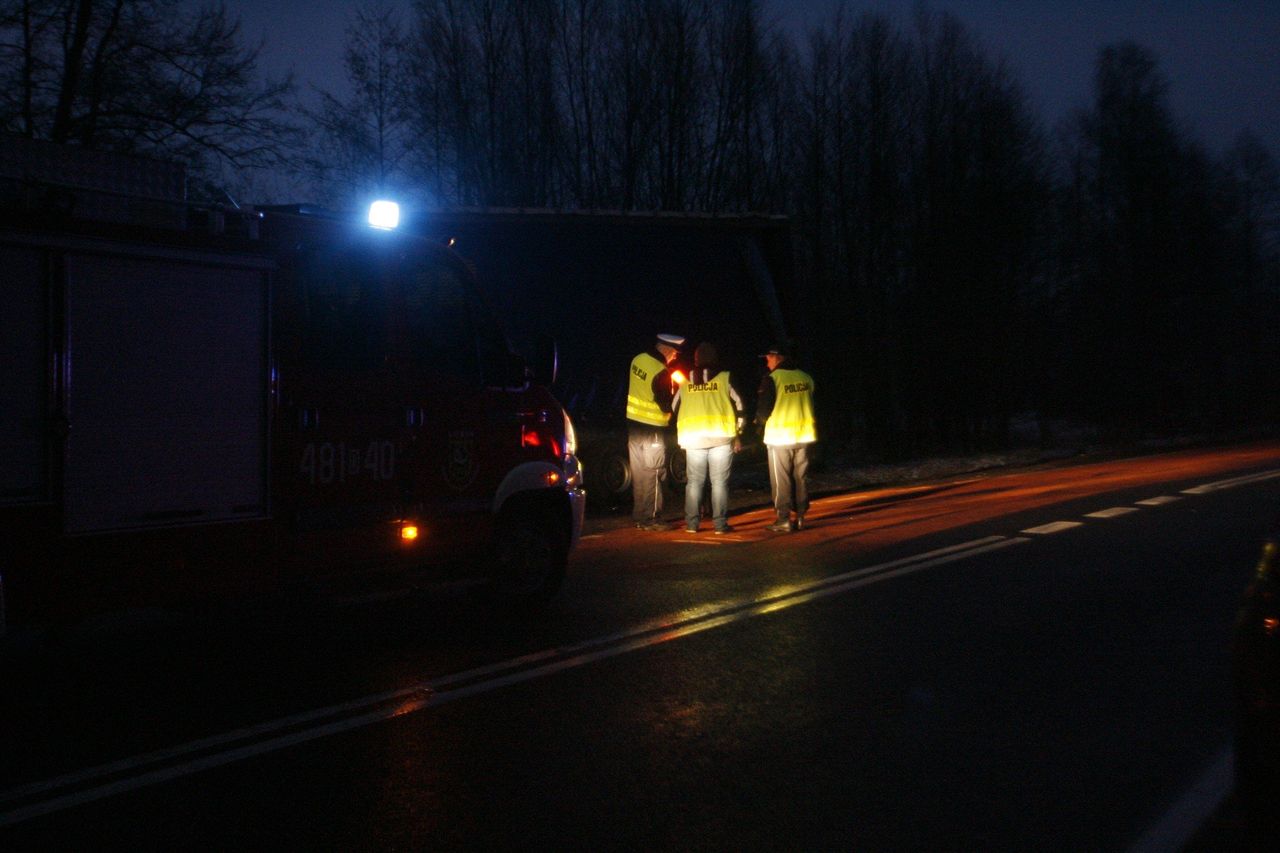 Legnica: Tragedia na autostradzie A4. Bus potrącił pieszego. Jezdnia w kierunku Wrocławia jest zablokowana