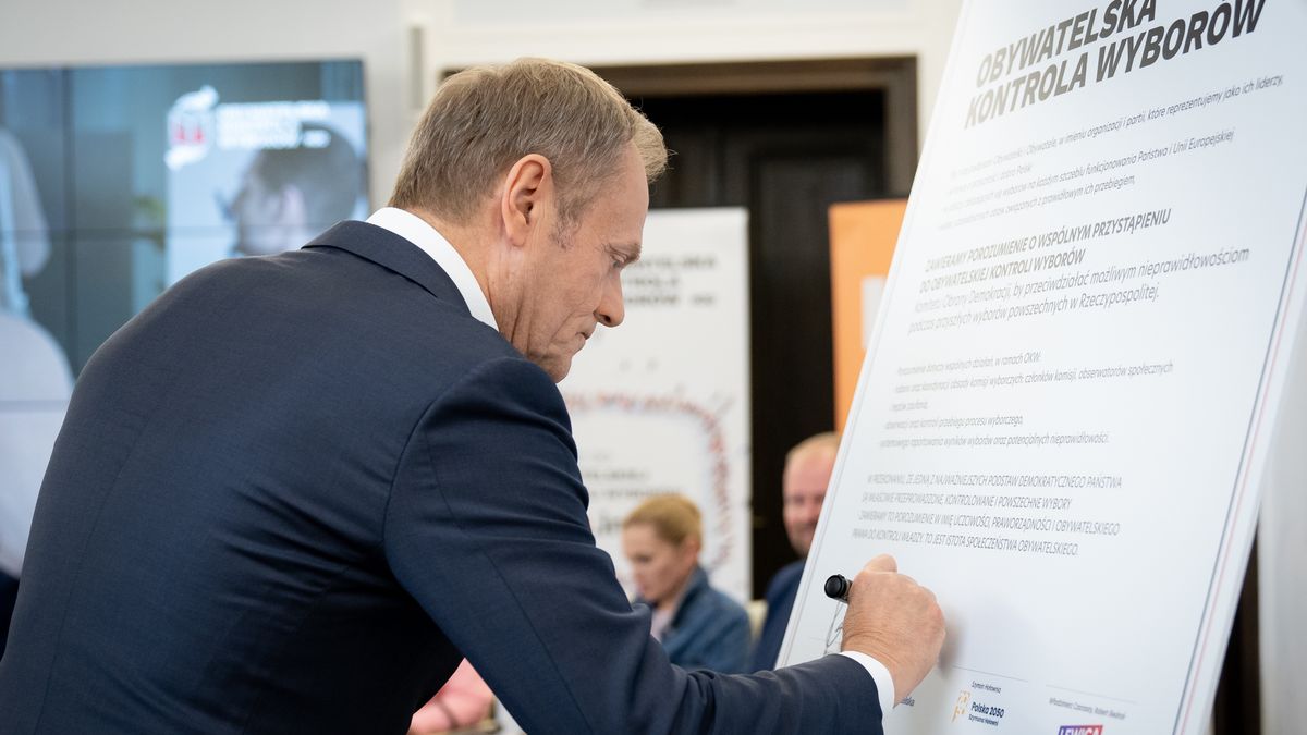 Donald Tusk during a meeting at which Polish opposition parties signed the agreement on Civic Election Control, at the Senate (upper house of the parliament) in Warsaw, Poland on June 3, 2022 (Photo by Mateusz Wlodarczyk/NurPhoto via Getty Images)