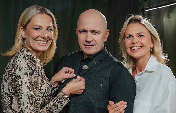 Nowy wakacyjny format RMF FM. "Grupa Sąsiedzka" z Kołodziejską, Moro i Skowronem