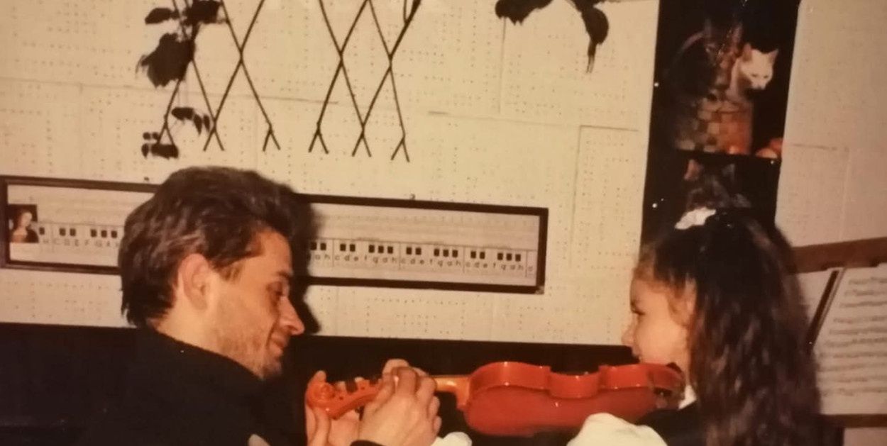 Poznań: Po latach szuka skrzypiec z napisem „Natalia 1996”. Chce je podarować córce