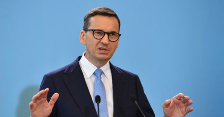 Morawiecki w TVP Info. Ani słowa o skandalu z Przyłębską
