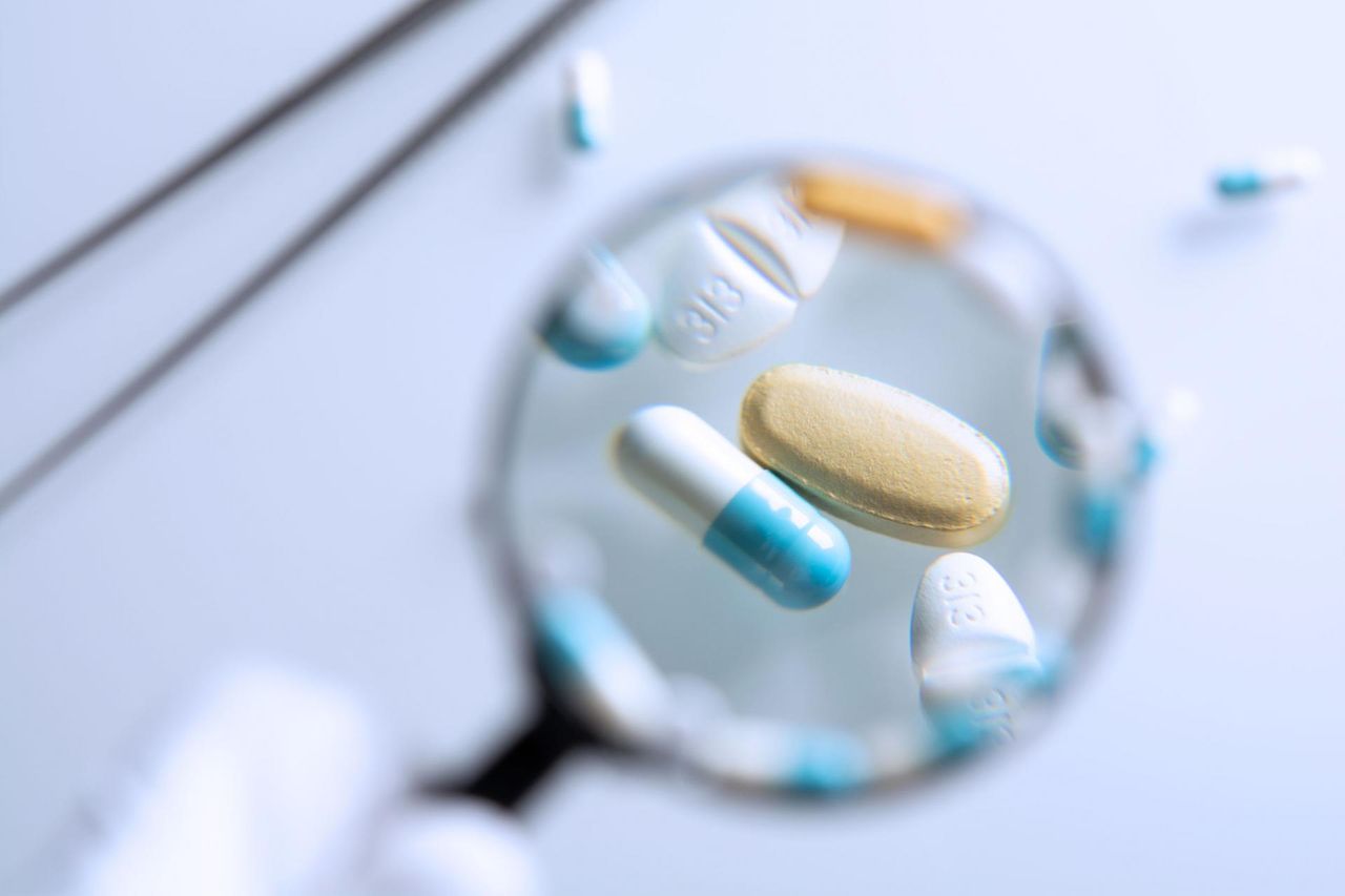 Kortykosteroidy – działanie, zastosowanie, wskazania i skutki uboczne