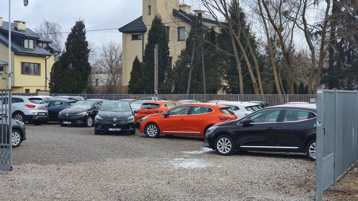 Komis, samochody używane