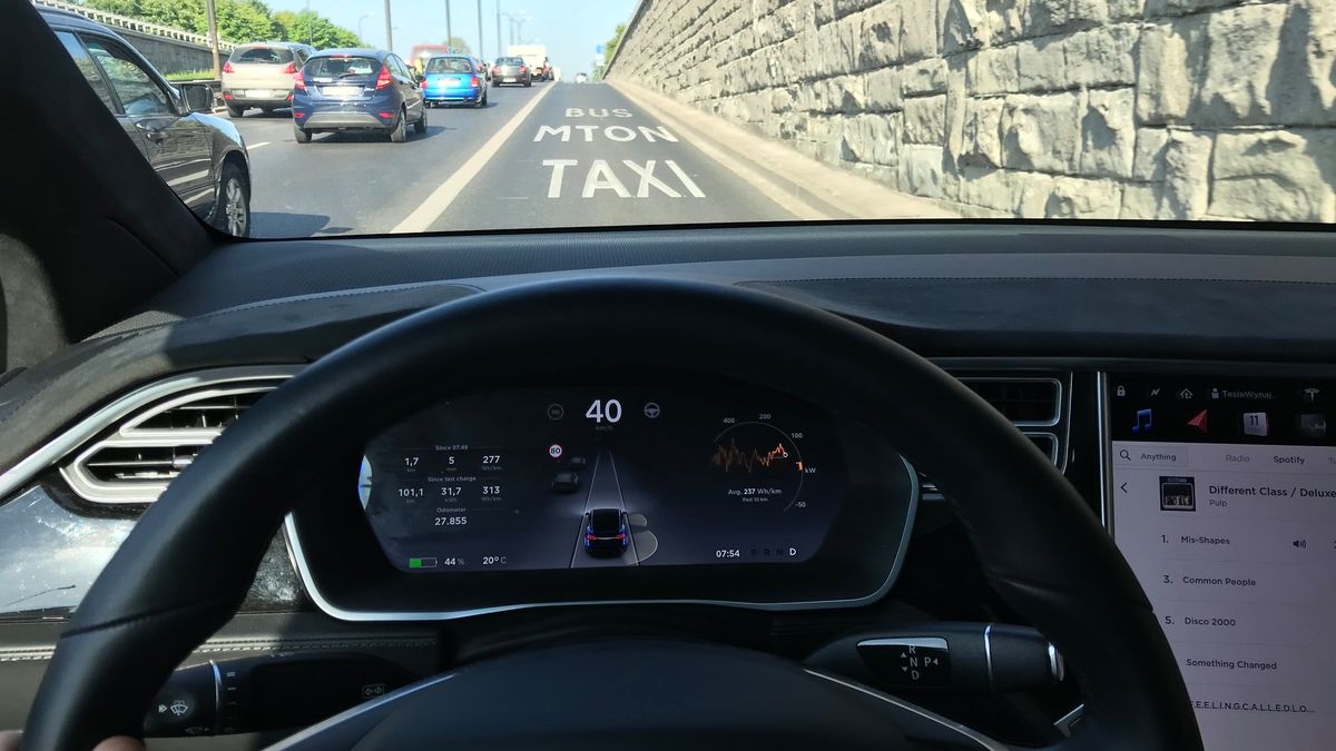 Od 22 lutego 2018 roku można jeździć samochodami elektrycznymi po buspasach