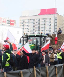 Objazdy w Warszawie. Rolnicy blokują Al. Jerozolimskie