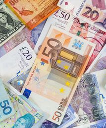 Euro, dolar i frank będą drożeć? Złoty złapał zadyszkę
